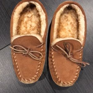 L.L. Bean Wicked Good Slippers
